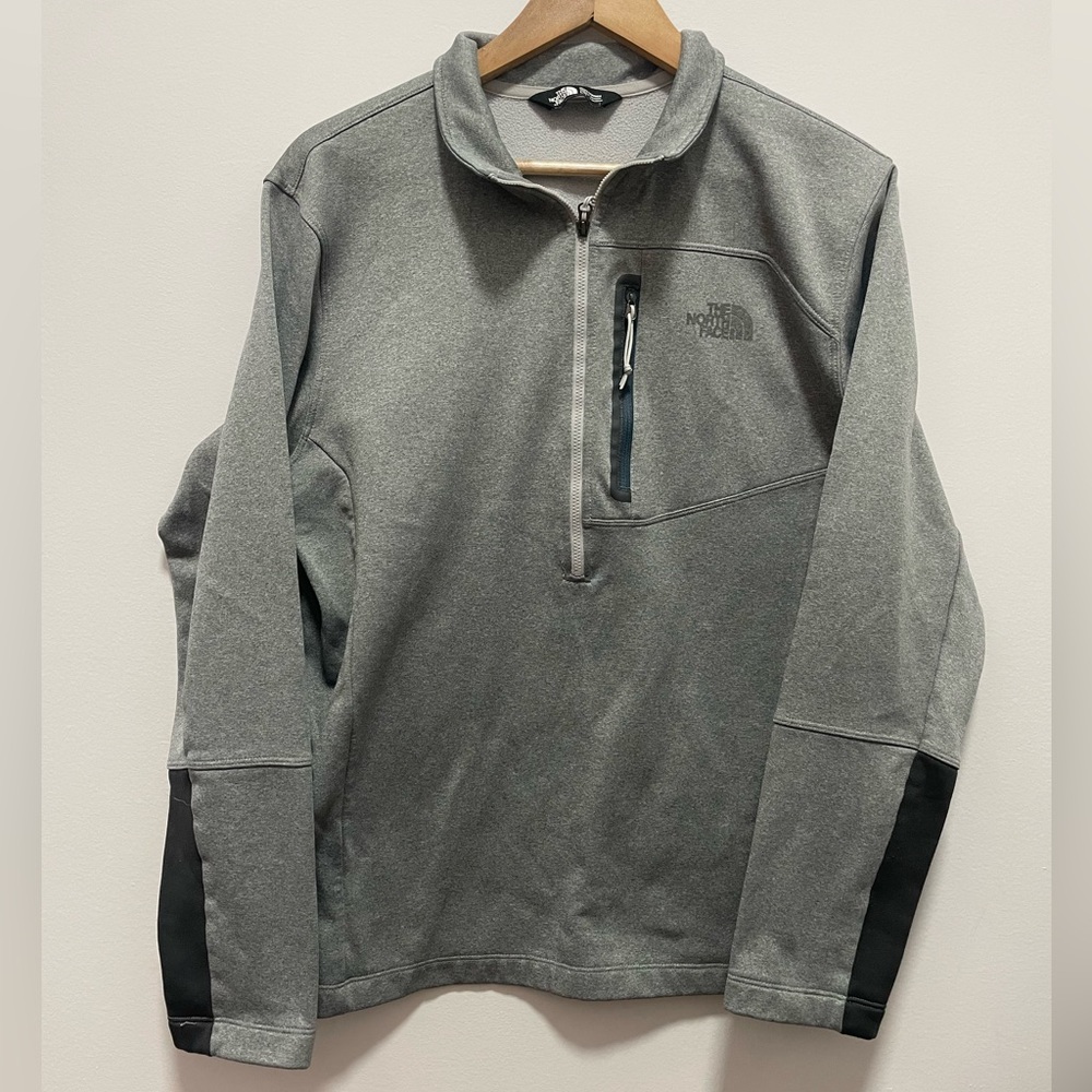 Grey The North Face 1/4 zip fleece
Canonlands Zip Pullover